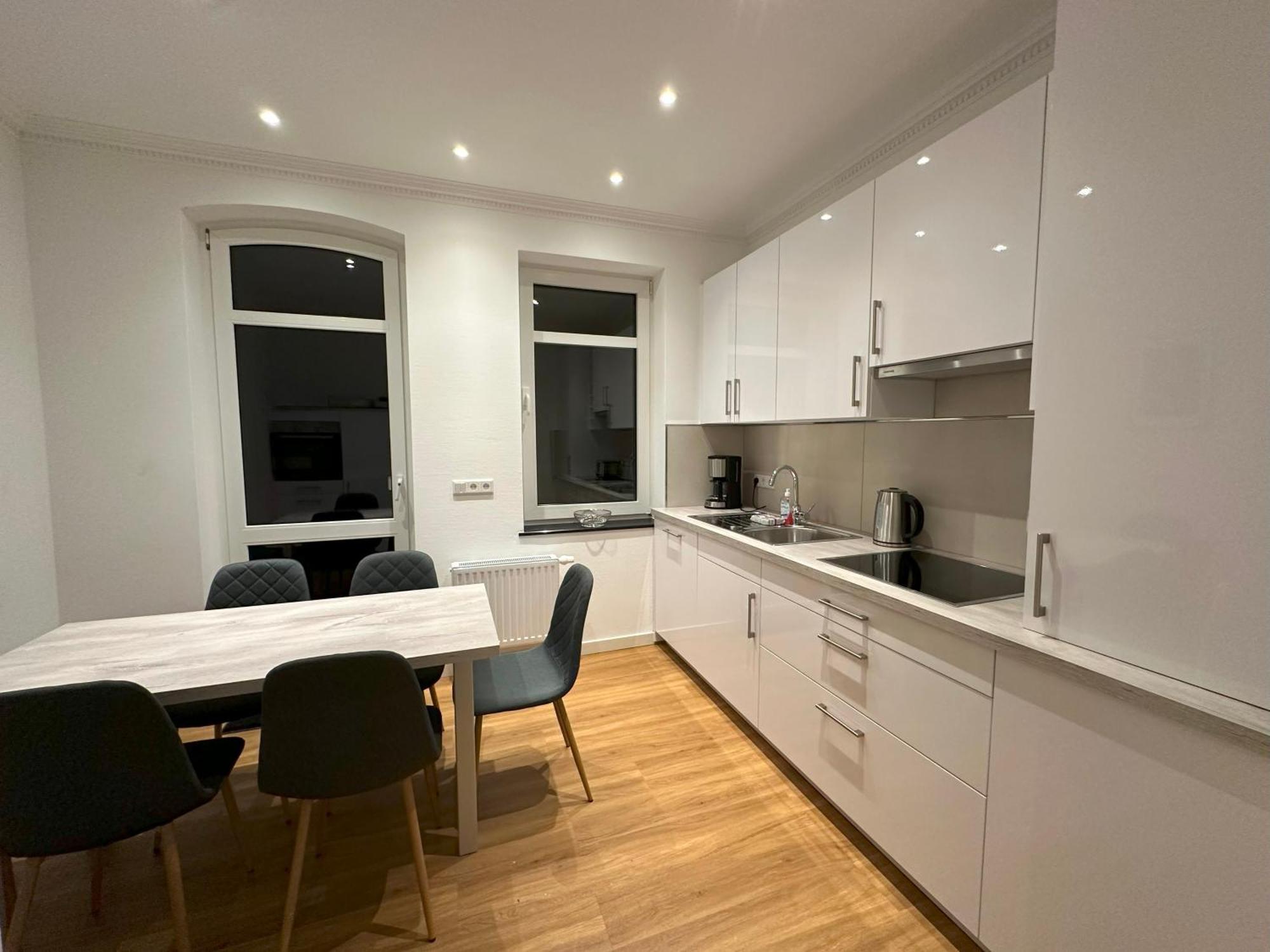 Apartment In Bad Wilhelmshoehe Mit Grossem Balkon Im Gruenen Und Kostenfreien Parkplaetzen Cassel Extérieur photo